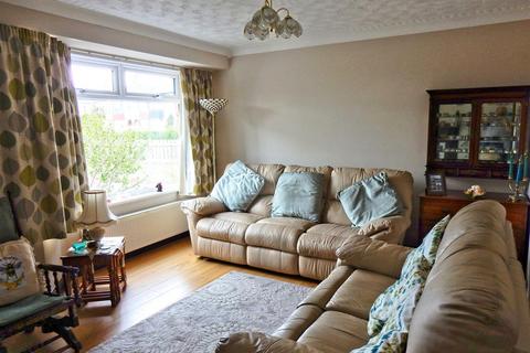 3 bedroom semi-detached house for sale, Ancaster Avenue, Hull
