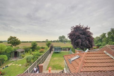 4 bedroom detached house for sale, Green Lane, Tickton, Beverley