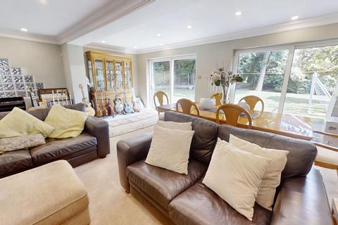 5 bedroom detached house for sale, Oakdale Close, Whitefield M45