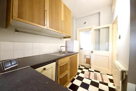 1 bedroom flat to rent, Landor Road, London SW9