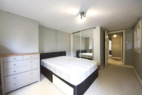 1 bedroom flat to rent, Landor Road, London SW9