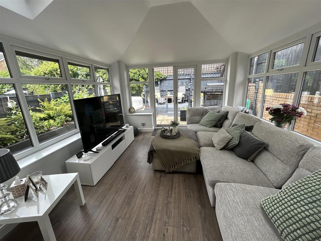 Rear lounge