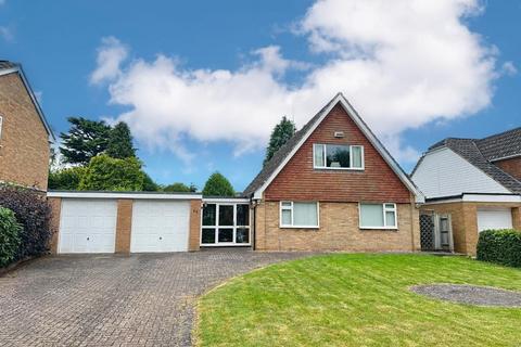 4 bedroom detached house for sale, Spinney Drive, Northampton NN4