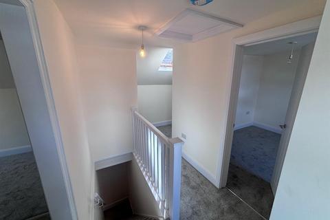 3 bedroom terraced house to rent, Avenue Lane, Eastbourne BN21