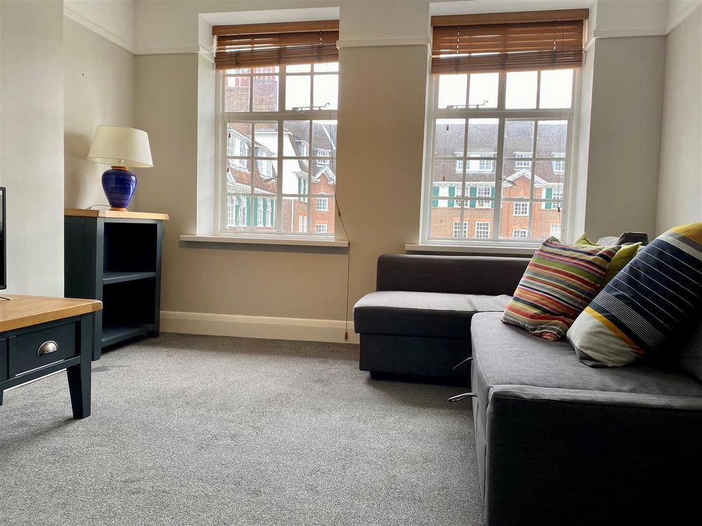 Richmond Hill Court, Richmond 2 bed flat for sale £725,000