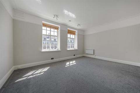 34 Richmond Hill Court, Richmond, TW10 6BD