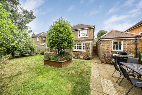 4 bedroom detached house for sale, Burnside Close, Twickenham