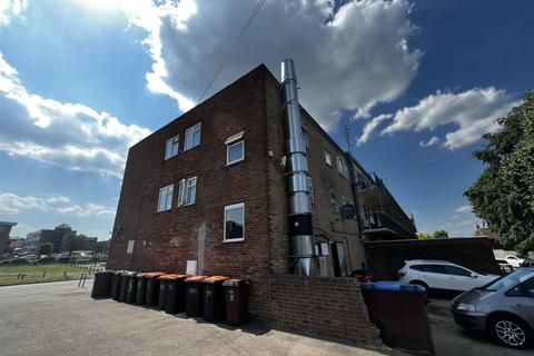 1 bedroom flat for sale, Flat 4 Mayfield Road, Dunstable