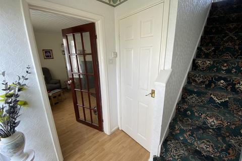17 Biddulph Estate, Llanelli, SA15 2BU