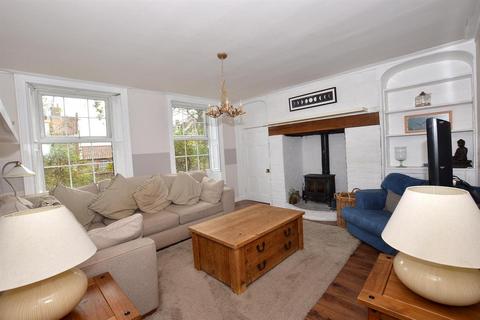 4 bedroom cottage for sale, Back Street, Mundesley