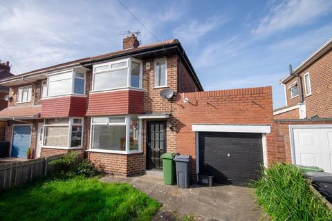 2 bedroom semi-detached house for sale, Reighton Avenue, York