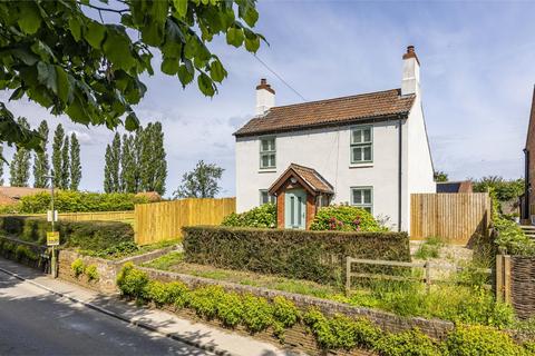 4 bedroom detached house for sale, Bilsthorpe Road, Newark NG22