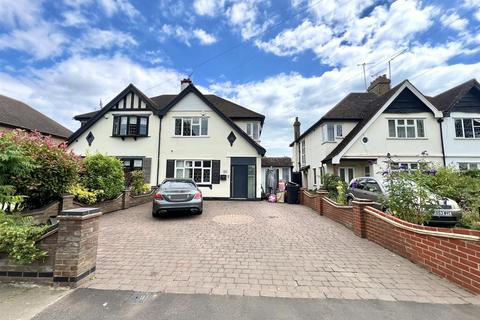 3 bedroom semi-detached house for sale, Lifstan Way, Southend-On-Sea