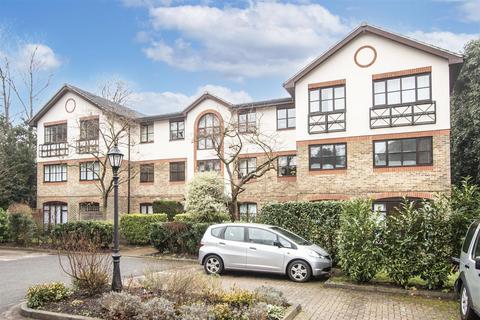 2 bedroom flat to rent, 70 Parkside, Wimbledon SW19