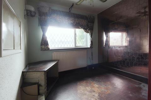 9 Berners Close, Slough, SL1 5QX