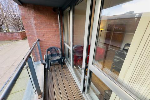 2 bedroom apartment for sale, The Quebec Building, Salford