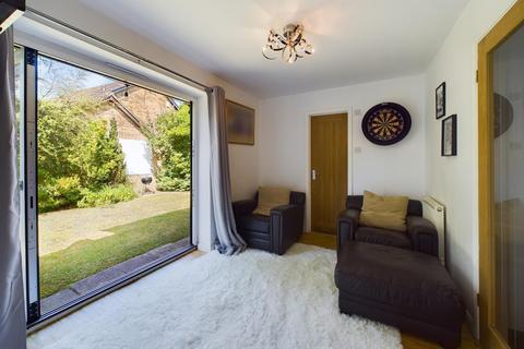 5 bedroom detached house for sale, Selbourne Close, Pound Hill RH10