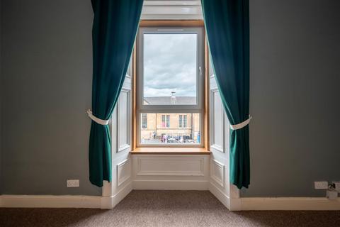 22e Abbot Street, PH2 0EE