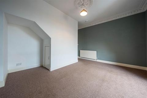 22e Abbot Street, PH2 0EE