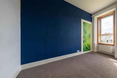 22e Abbot Street, PH2 0EE