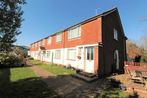 2 bedroom maisonette for sale, Royston Road, Byfleet, Surrey