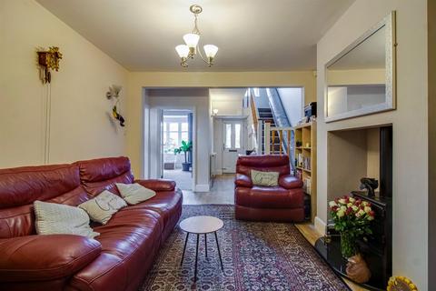 Avondale Common Lane, East Ardsley, Wakefield, WF3 2EF