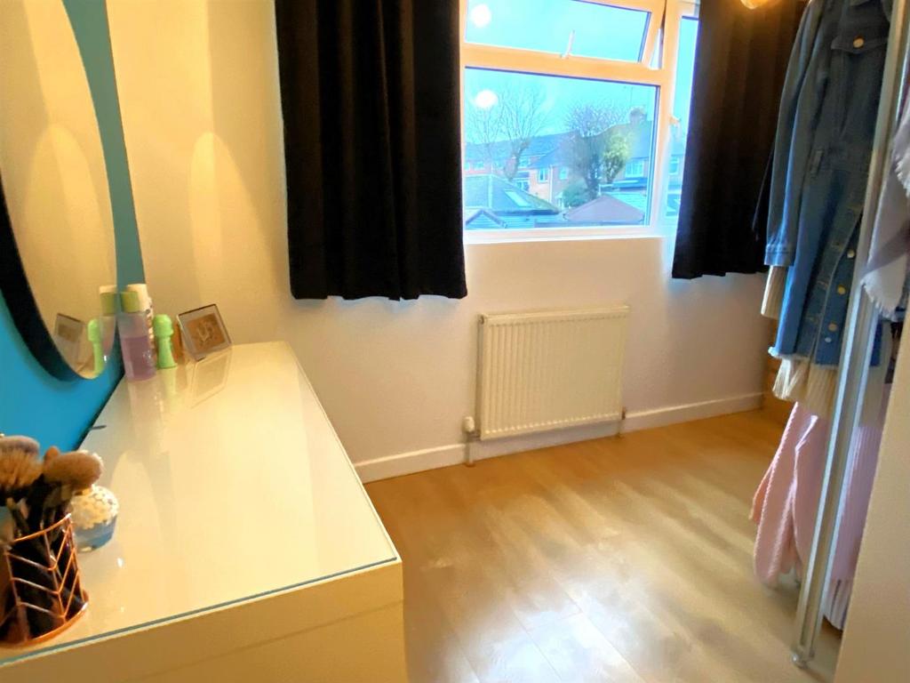 Ensuite Dressing Room