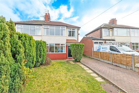 3 bedroom semi-detached house to rent, Victoria Road, Great Sankey, Warrington