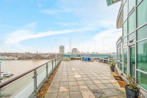 2 bedroom apartment for sale, Bridge House, St George Wharf, London