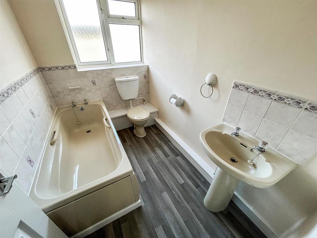 Bath.jpg