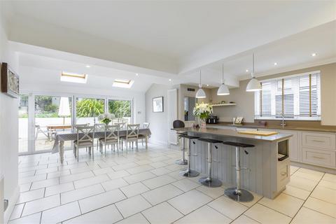 4 bedroom detached house for sale, Goldstone Crescent, Hove BN3