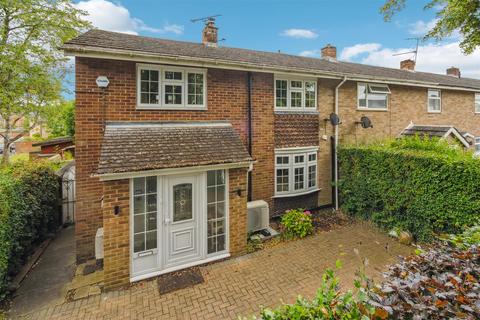 4 bedroom house for sale, Telford Avenue, Stevenage SG2