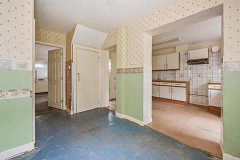 40 Apple Tree Grove, Andover, SP10 3RG