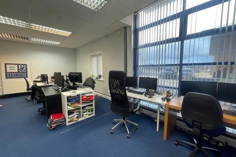 Office to rent, Brighton Road, Shoreham-by-sea BN43