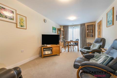 2 bedroom apartment for sale, Parkland Place, Shortmead Street, Biggleswade, Bedfordshire, SG18 0RE