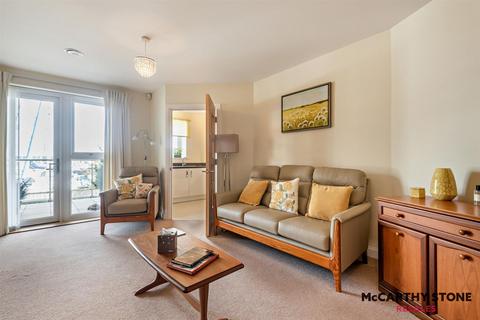 1 bedroom apartment for sale, Viewpoint, Harbour Road, Gosport, Hampshire, PO12 1GX