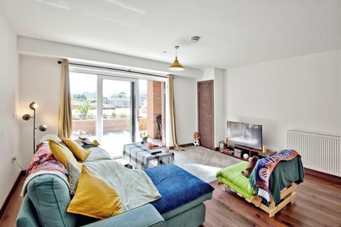 1 bedroom flat for sale, 27, Victoria Avenue, Southend-on-sea SS2