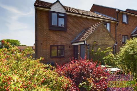 2 bedroom end of terrace house for sale, Woodspring Close, St. Leonards-On-Sea