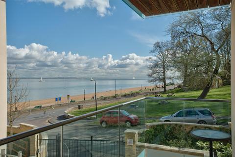 2 bedroom apartment for sale, Cowes, Isle of Wight