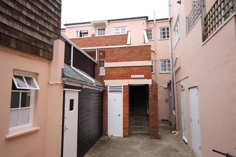 2 bedroom apartment to rent, Quay Street, Yarmouth