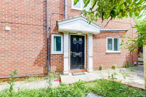 2 bedroom terraced house for sale, Kneeton Vale, Sherwood NG5