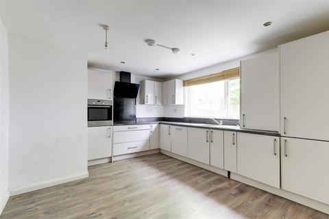 2 bedroom terraced house for sale, Kneeton Vale, Sherwood NG5