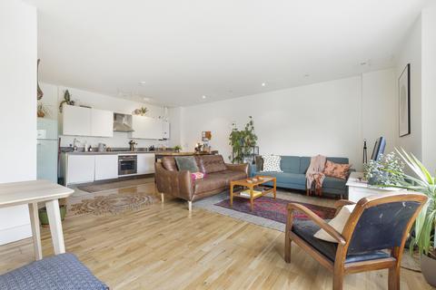 1 bedroom flat to rent, Lombard Road, SW11