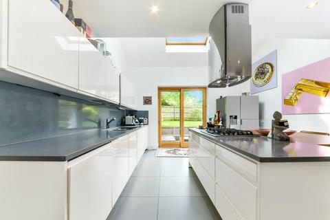 4 bedroom house to rent, Somerset Road, SW19