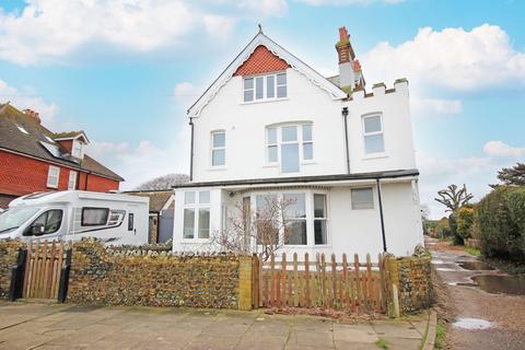 5 bedroom detached house for sale, Berkeley Road, Birchington.