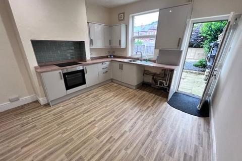 2 bedroom terraced house to rent, 95 Woodseats Road Woodseats Sheffield S8 0PH