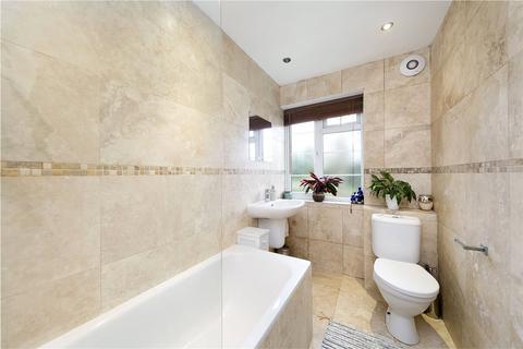 12 Queens Keep, Twickenham, TW1 2QA