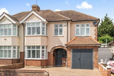 4 bedroom semi-detached house for sale, Beverley Gardens, Emerson Park