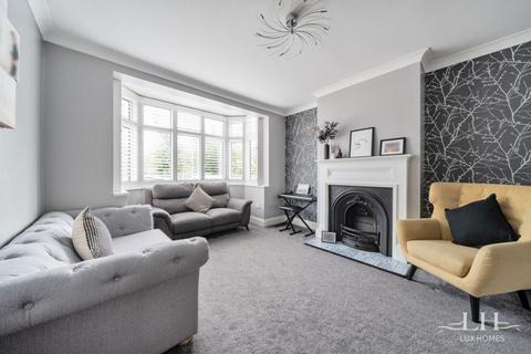 4 bedroom semi-detached house for sale, Beverley Gardens, Emerson Park