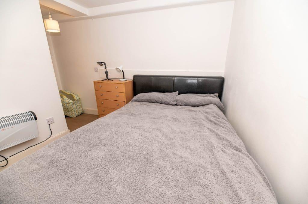 Apartment in Edinburgh - More
